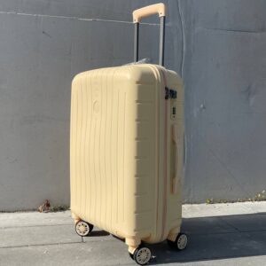 Чемодан Bizon Н01 сливочный, очень большой (ХL)